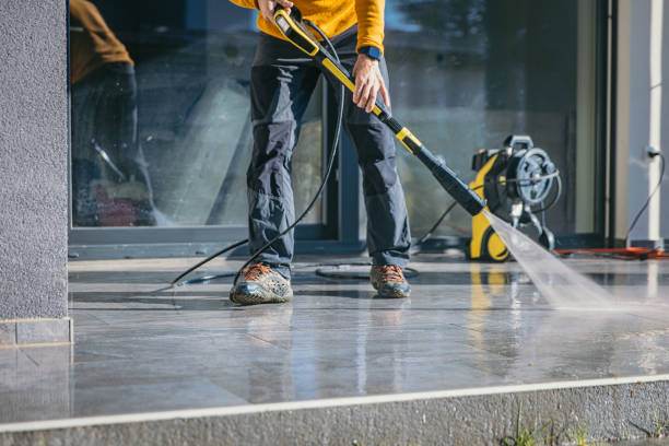 Best Sidewalk Pressure Washing  in Montpelier, OH